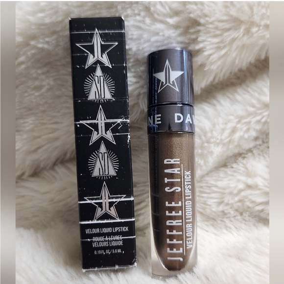 NIB Jeffree Star Lipstick in “Shane” Frosted Brown - Picture 3 of 5